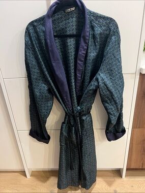 Vintage Green Patterned Robe with Navy Trim